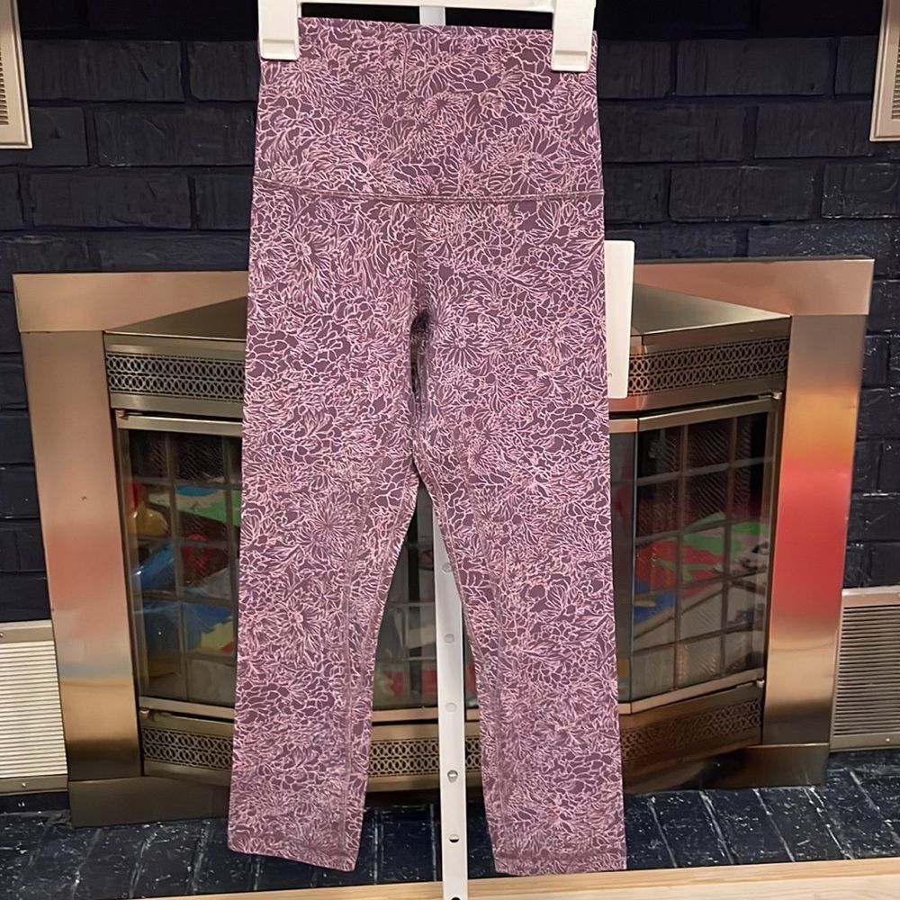 NWT Lululemon Align Crop 21" SZ 2 Arabesque Antoinette Smoky Quartz